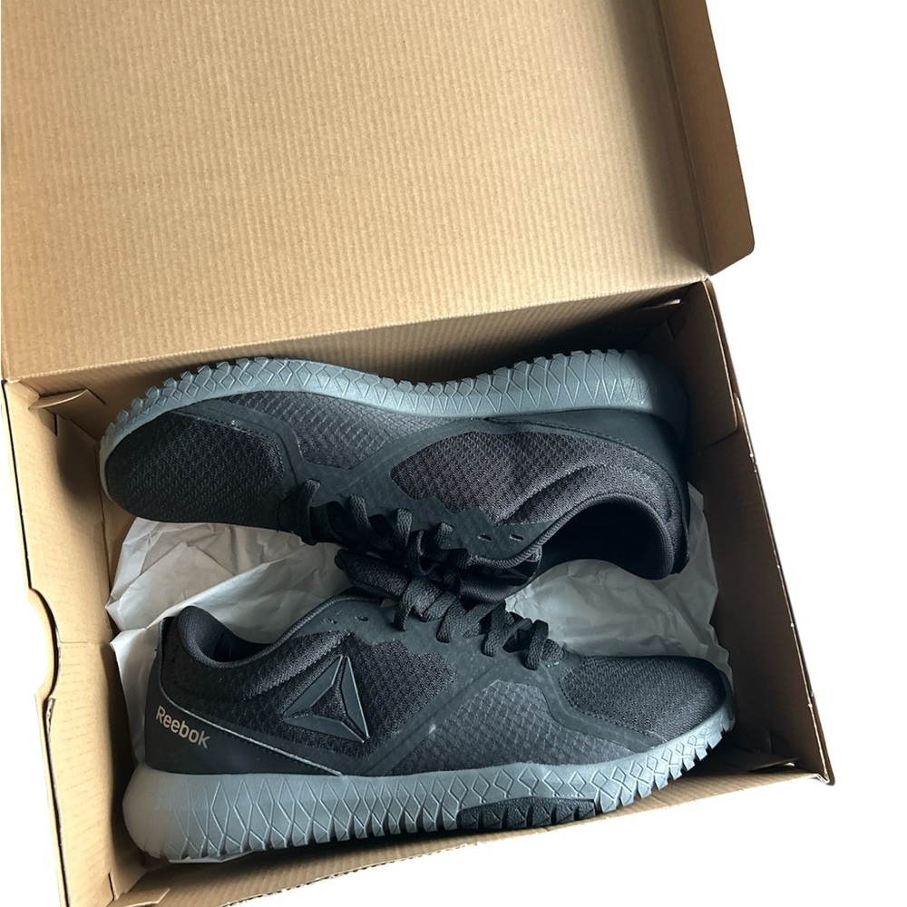 Reebok Men's Black and Gray Athletic Shoes